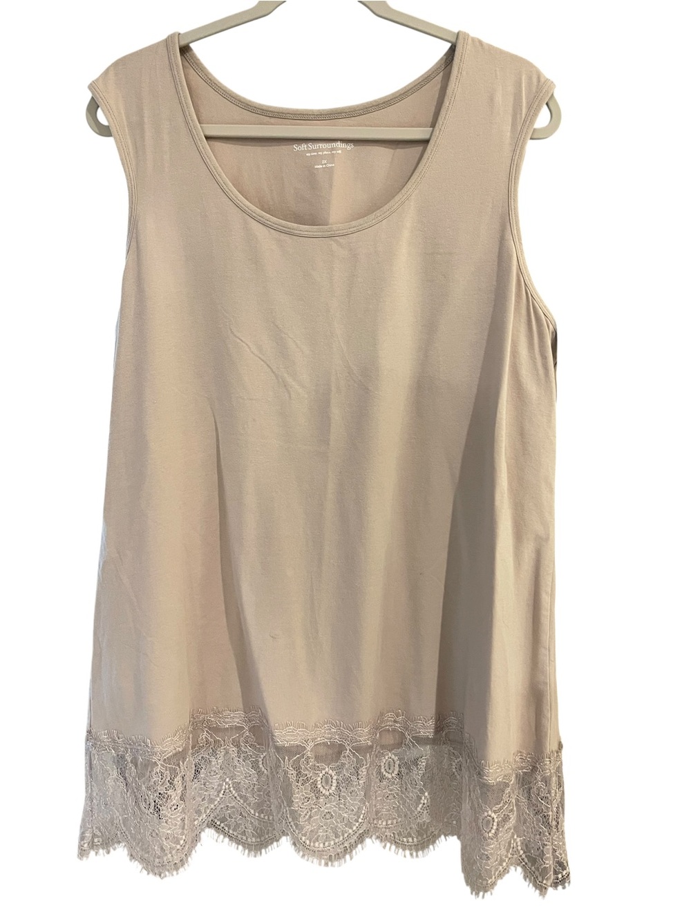 Soft Surroundings Neutral Lace-Hem Sleeveless Top